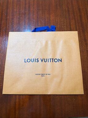 Louis Vuitton Paper Shopping Bag